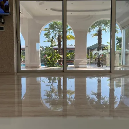 Villa 100 Palme-3